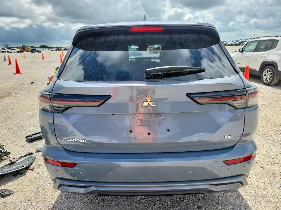 2026 MITSUBISHI OUTLANDER SE SE 6