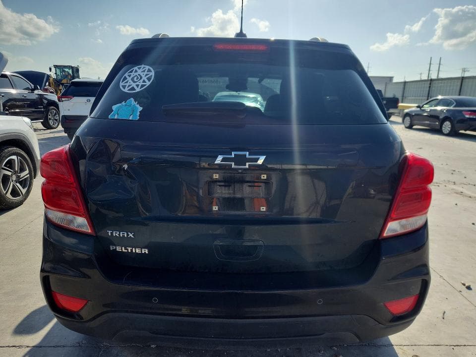 2021 CHEVROLET TRAX 1LT 6