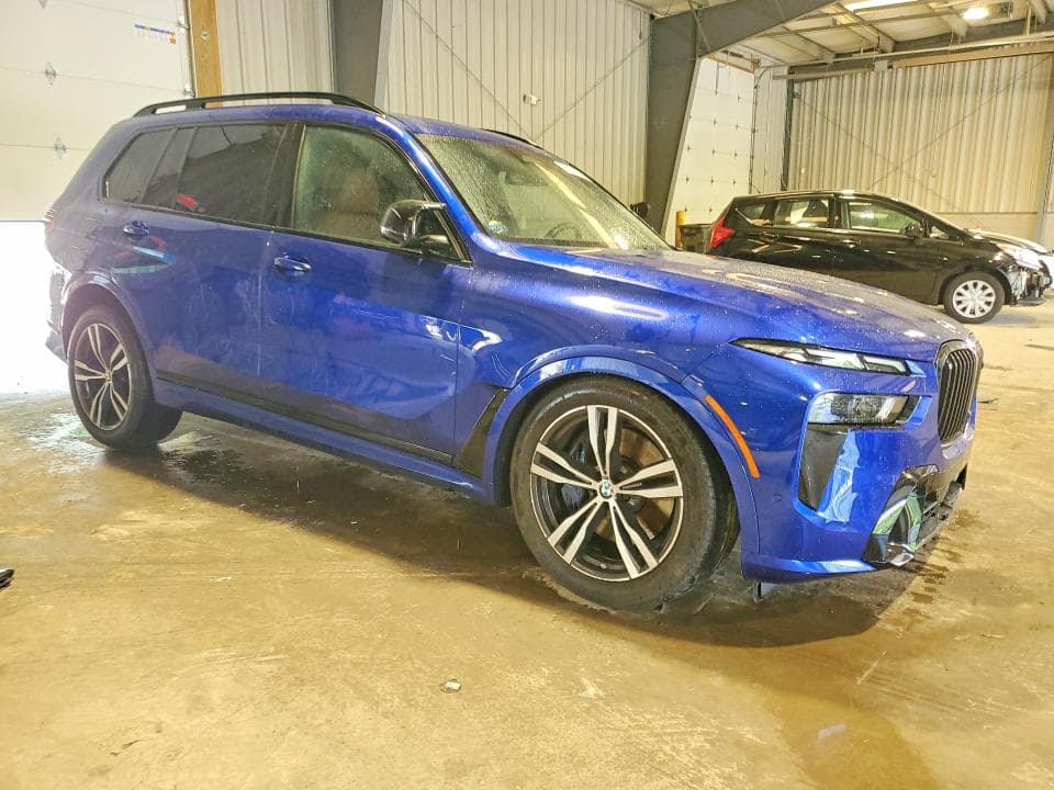 2025 BMW X7 M60I 4