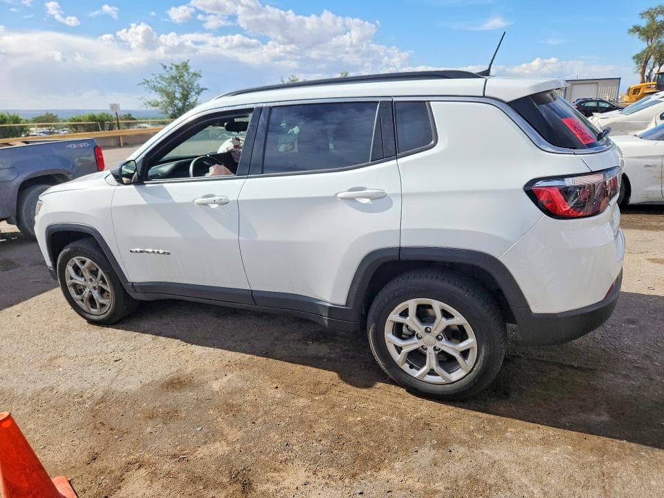 2024 JEEP COMPASS LATITUDE 2