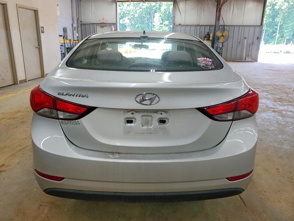 2016 HYUNDAI ELANTRA SE 6