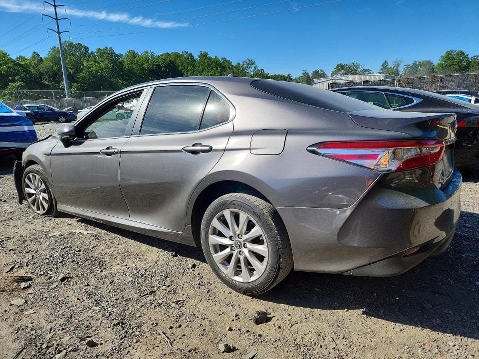 2018 TOYOTA CAMRY LE LE 2