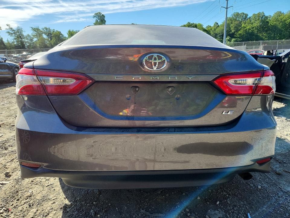 2018 TOYOTA CAMRY LE LE 6
