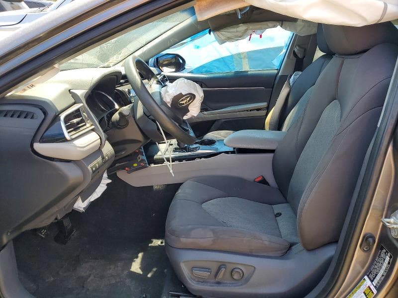 2018 TOYOTA CAMRY LE LE 7