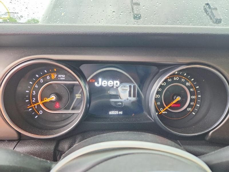 2020 JEEP GLADIATOR SPORT 9