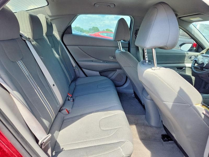 2023 HYUNDAI ELANTRA SEL 10