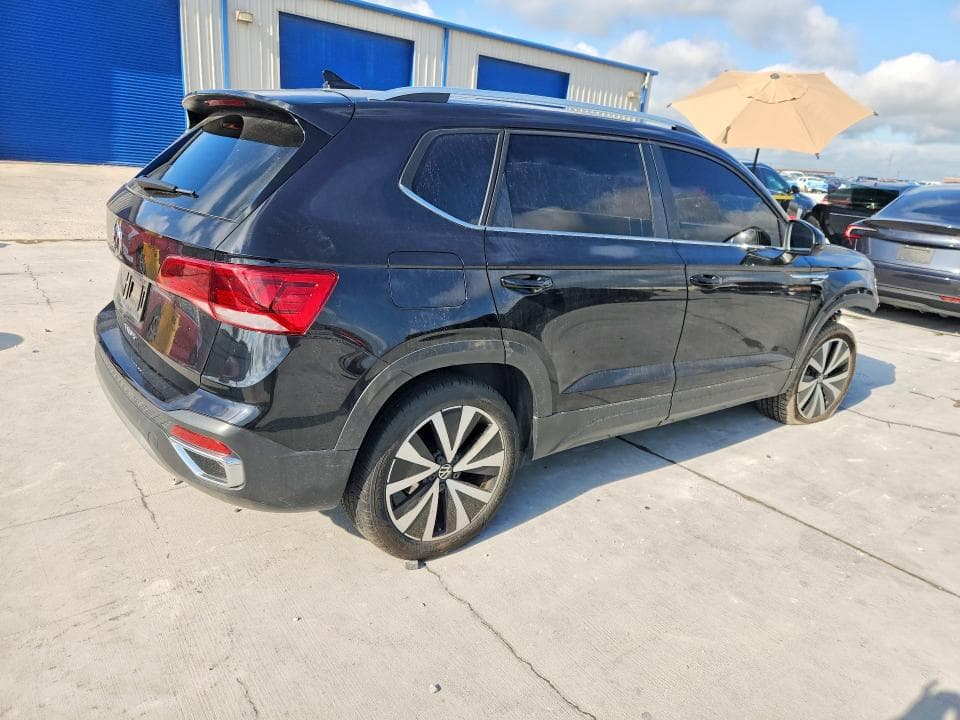 2024 VOLKSWAGEN TAOS SE 3