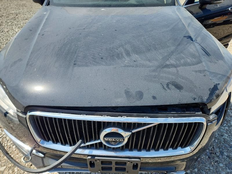 2017 VOLVO XC90 T6 11