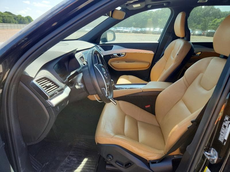 2017 VOLVO XC90 T6 7