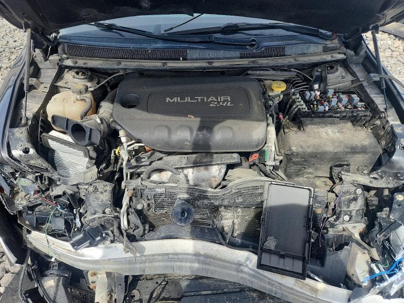 2016 CHRYSLER 200 S 11