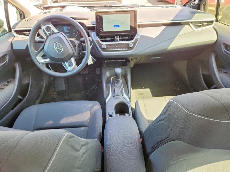 2024 TOYOTA COROLLA LE 8