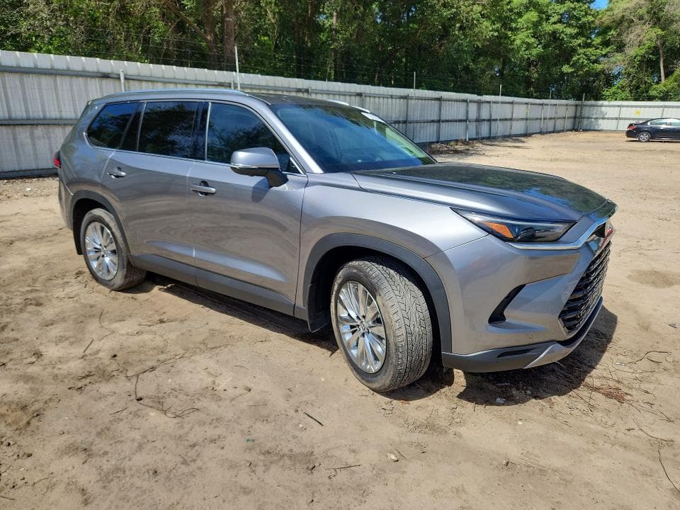 2026 TOYOTA GRAND HIGHLANDER PLATINUM PLATINUM 4