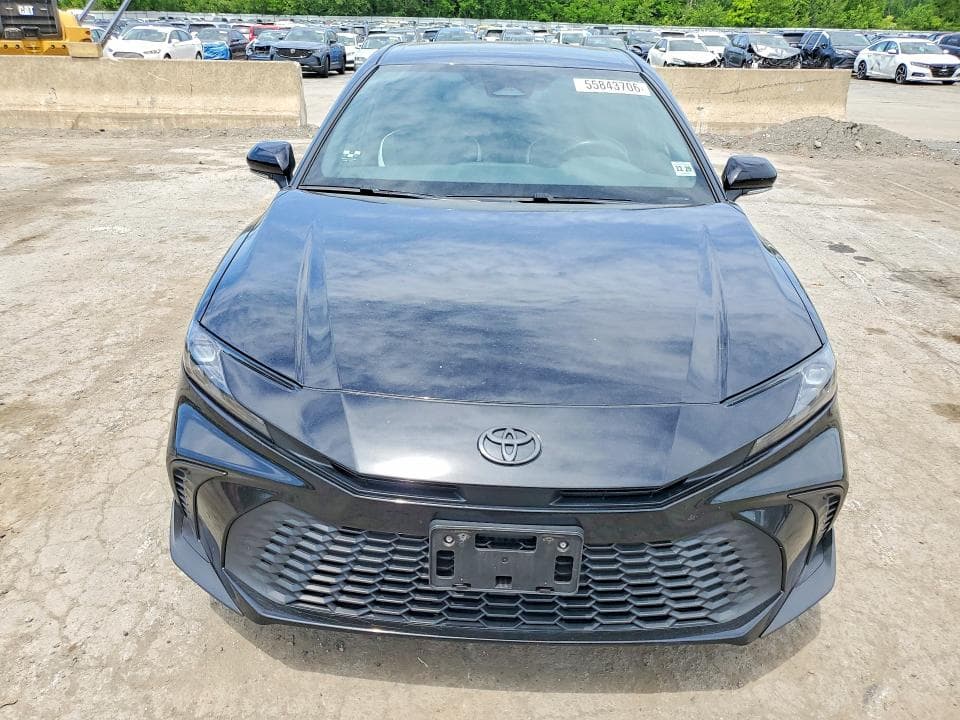 2025 TOYOTA CAMRY SE 5