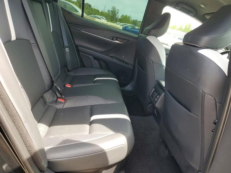 2025 TOYOTA CAMRY SE 10