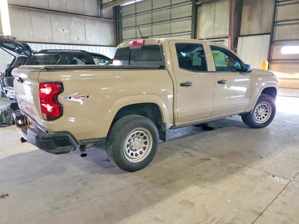 2023 CHEVROLET COLORADO 3