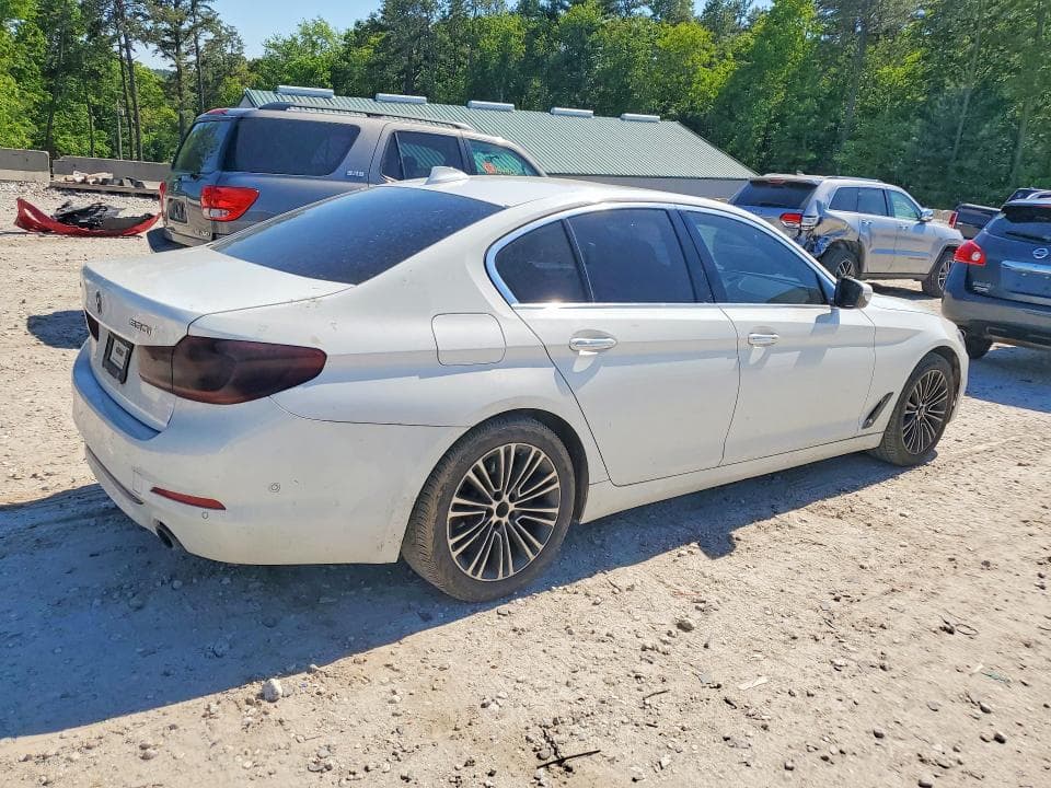 2017 BMW 530 XI 3
