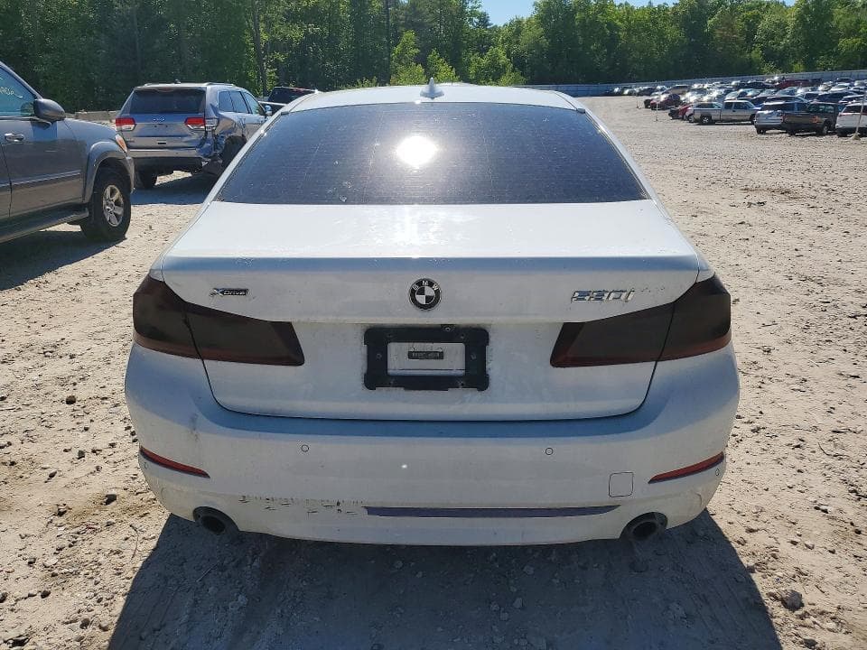 2017 BMW 530 XI 6