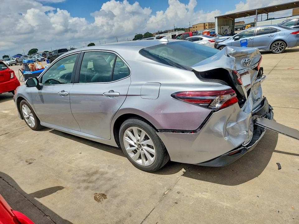 2024 TOYOTA CAMRY LE 2