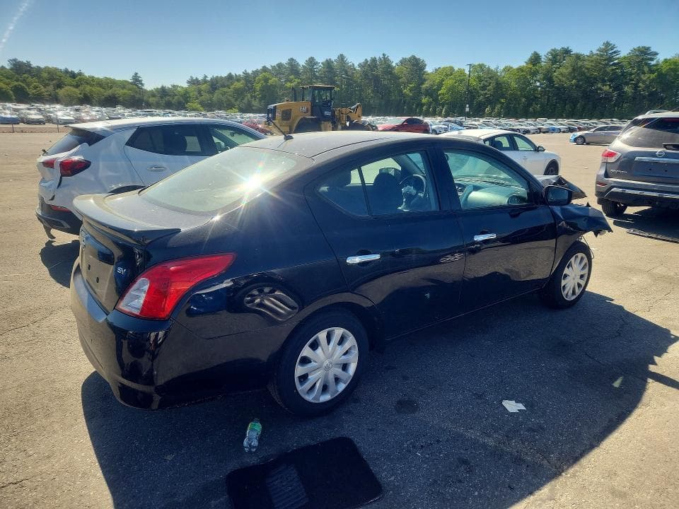 2019 NISSAN VERSA SV SV 3