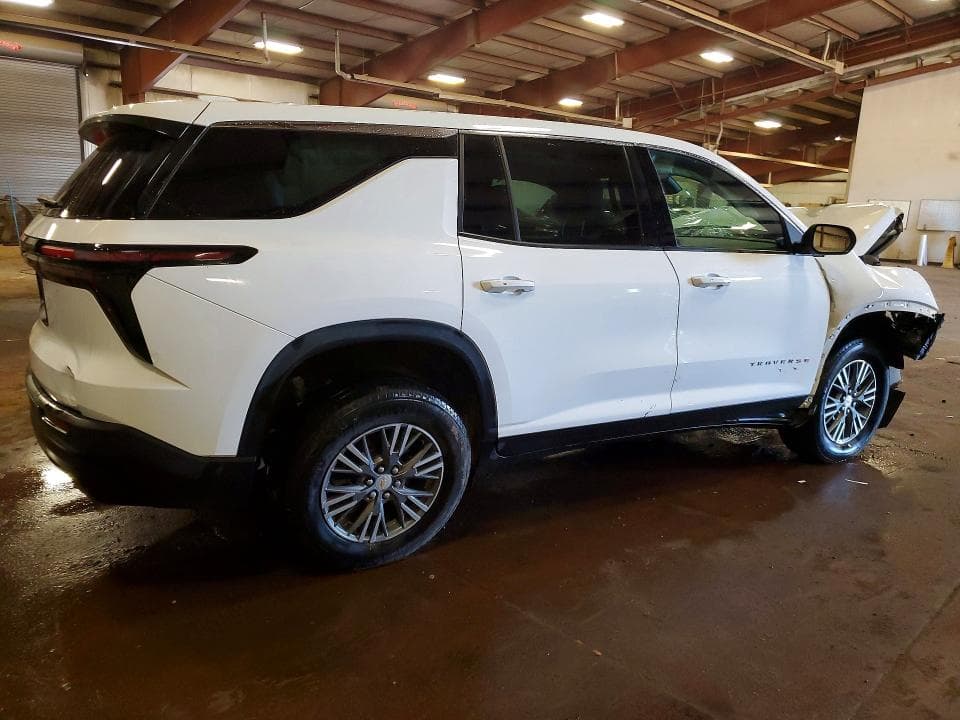 2024 CHEVROLET TRAVERSE LS 3