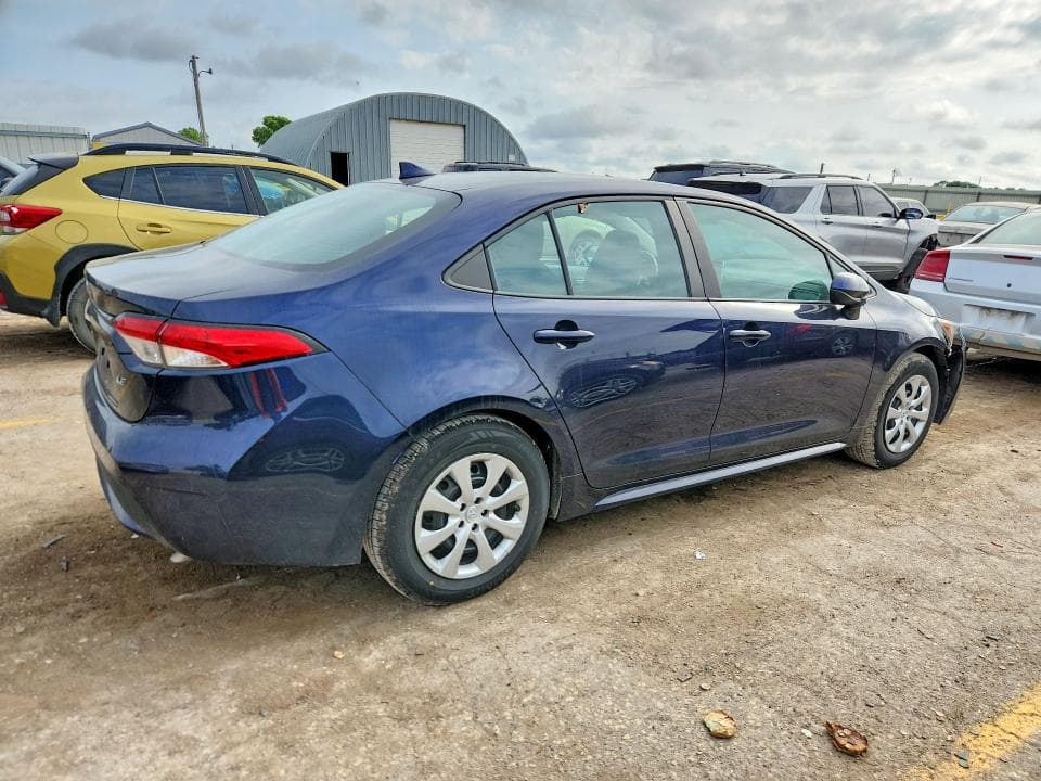 2021 TOYOTA COROLLA LE LE 3