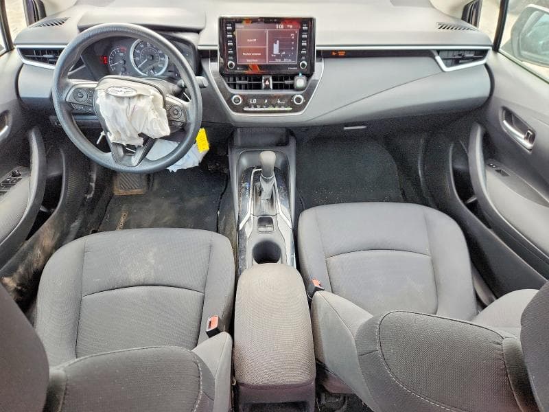 2021 TOYOTA COROLLA LE LE 8