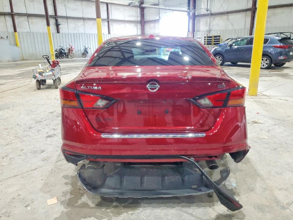 2022 NISSAN ALTIMA SR 6