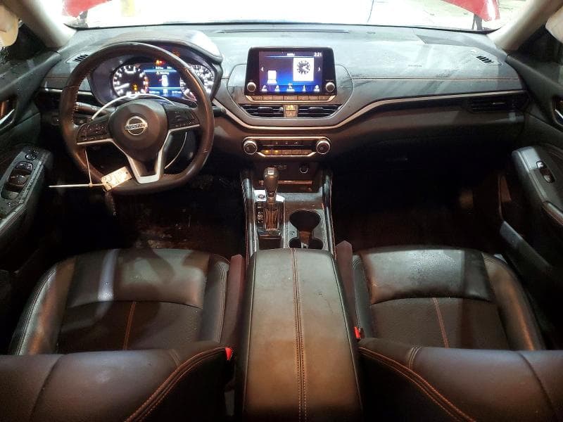 2022 NISSAN ALTIMA SR 8
