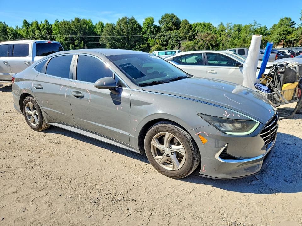 2020 HYUNDAI SONATA SE 4