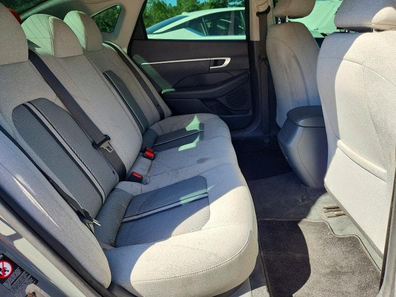 2020 HYUNDAI SONATA SE 10