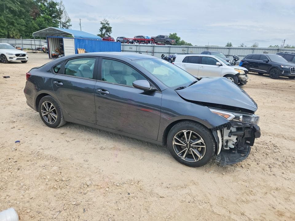 2022 KIA FORTE LXS 4