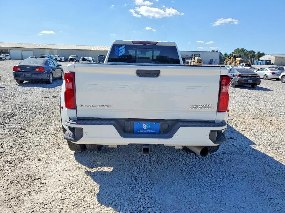 2024 CHEVROLET SILVERADO K3500 HIGH COUNTRY 6