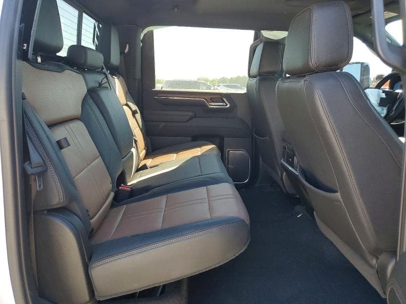 2024 CHEVROLET SILVERADO K3500 HIGH COUNTRY 10
