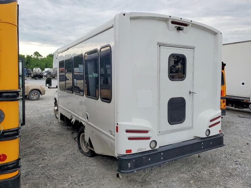 2025 FORD ECONOLINE E450 SUPER DUTY CUTAWAY VAN 3