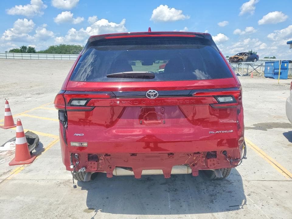 2026 TOYOTA GRAND HIGHLANDER PLATINUM PLATINUM 6