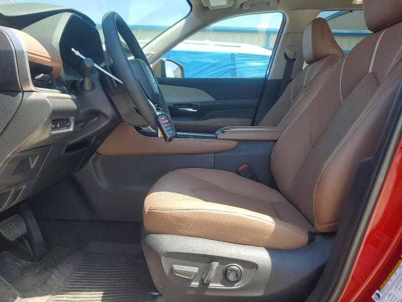 2026 TOYOTA GRAND HIGHLANDER PLATINUM PLATINUM 7