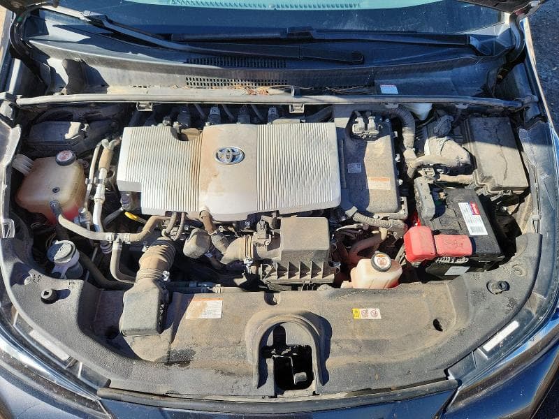 2019 TOYOTA PRIUS LE 11