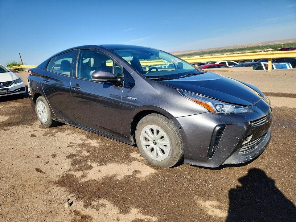 2019 TOYOTA PRIUS LE 4