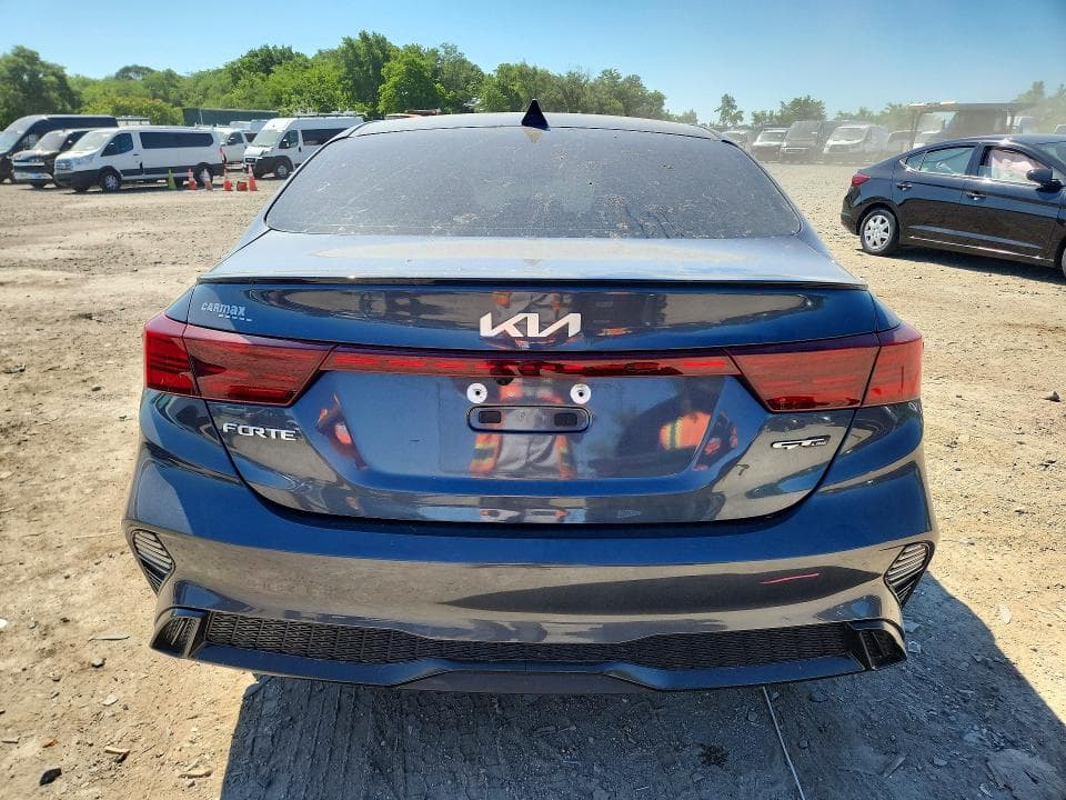 2023 KIA FORTE GT LINE 6