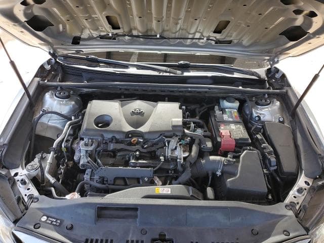 2018 TOYOTA CAMRY L L 11