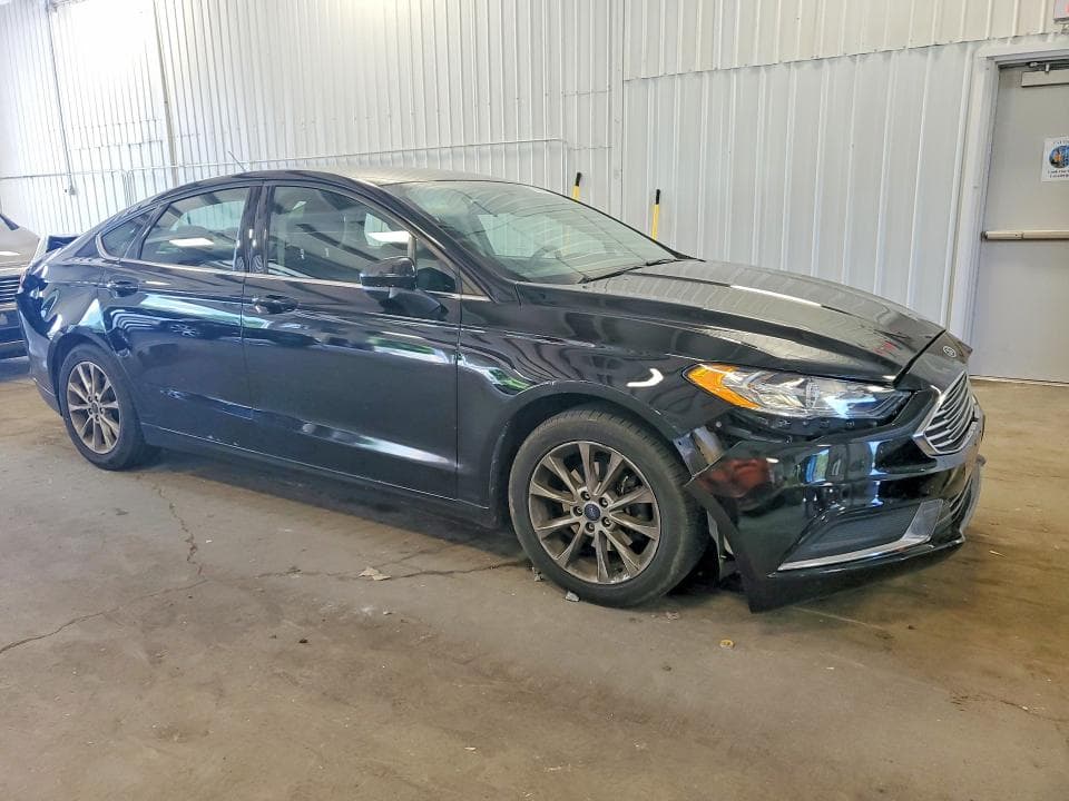 2017 FORD FUSION 4