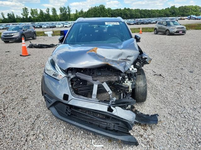 2019 NISSAN KICKS S S 5