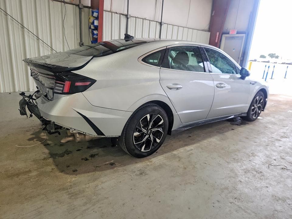 2025 HYUNDAI SONATA SEL 3