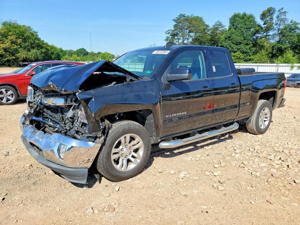 2018 CHEVROLET SILVERADO C1500 LT - 1