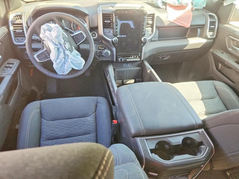 2026 RAM 1500 BIG HORN 8