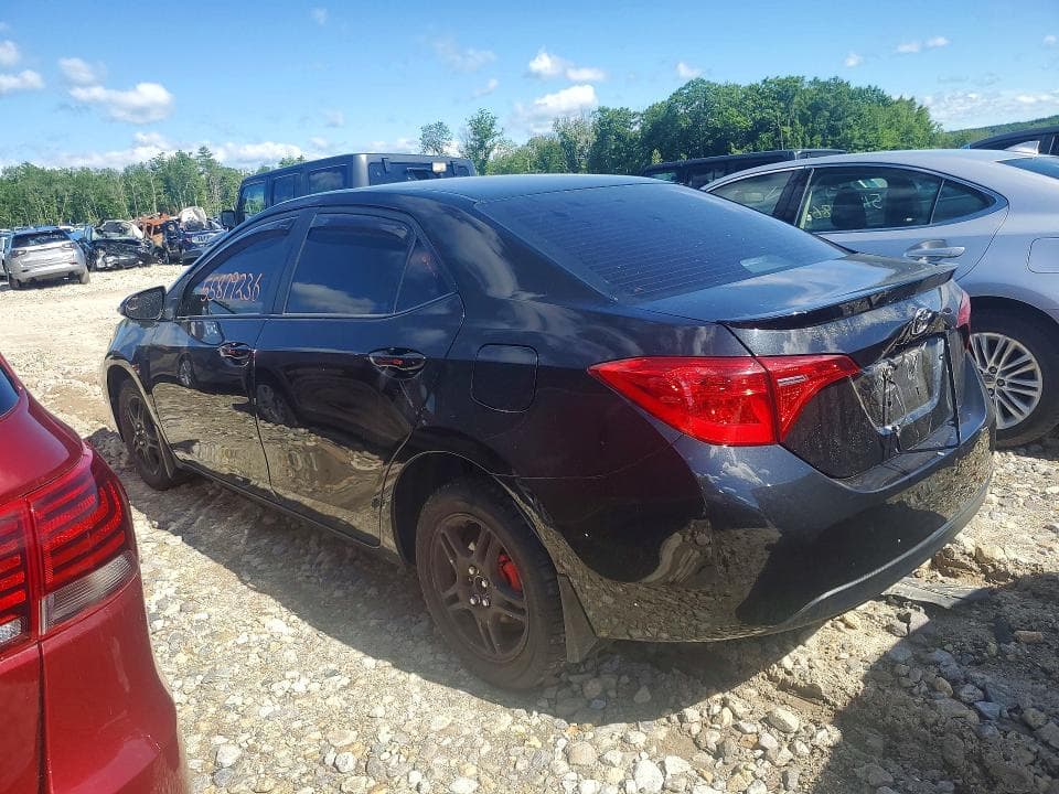 2018 TOYOTA COROLLA SE 2