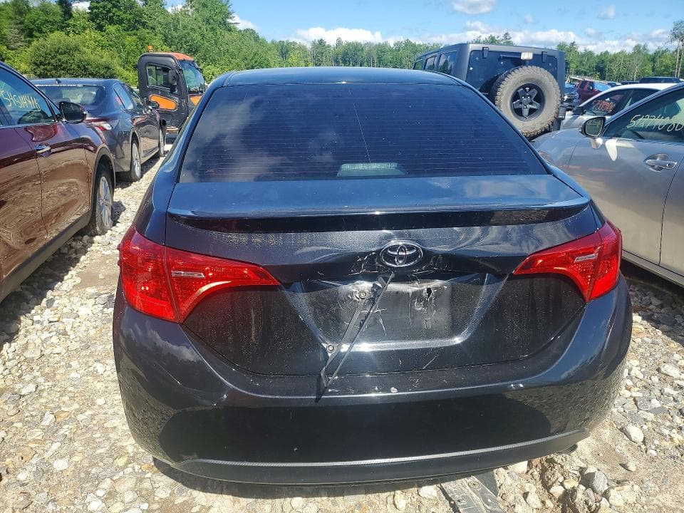 2018 TOYOTA COROLLA SE 6