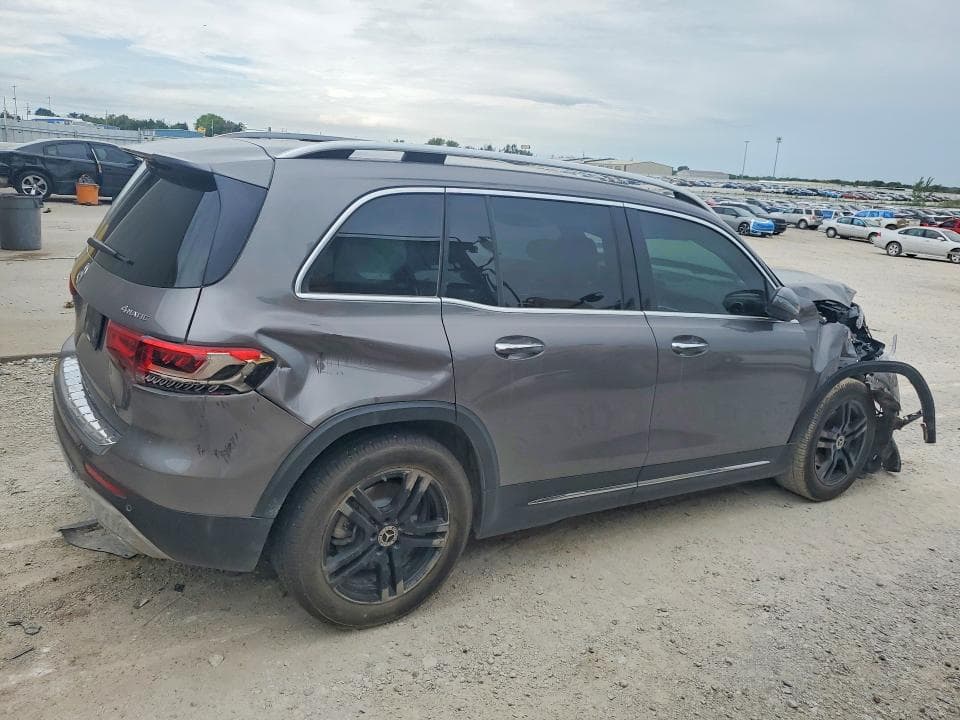 2021 MERCEDES-BENZ GLB 250 4MATIC 3