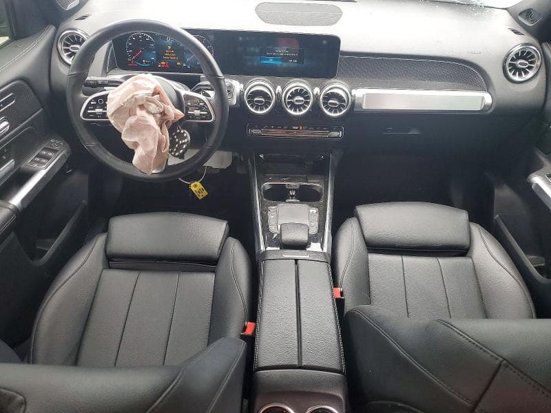 2021 MERCEDES-BENZ GLB 250 4MATIC 8