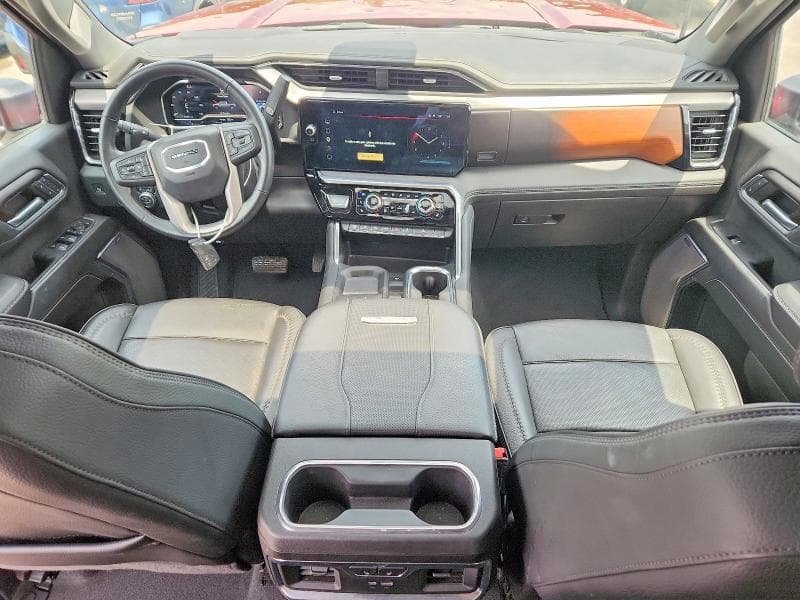 2024 GMC SIERRA K2500 DENALI 8